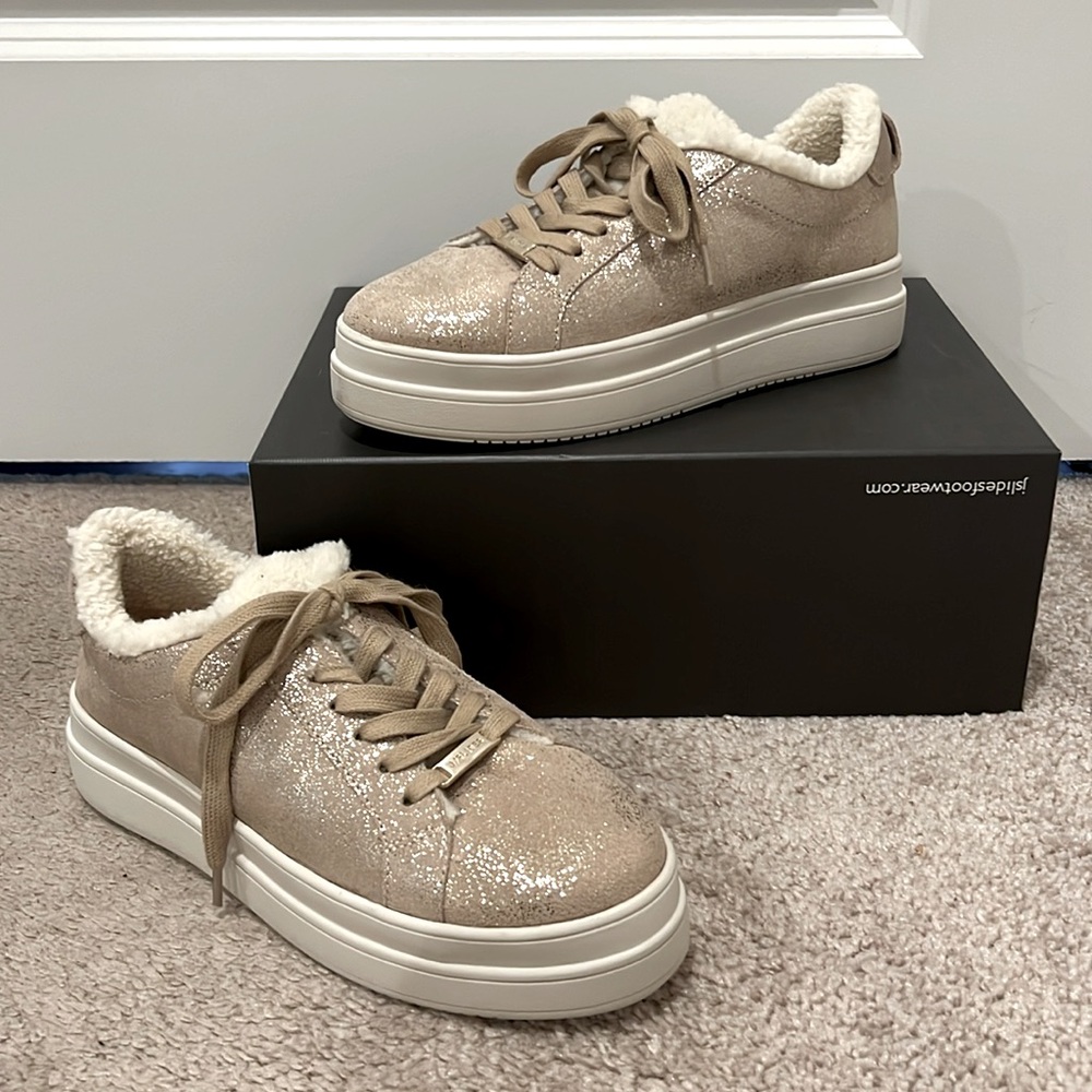 NWOT J/SLIDES Ninka Gold Metallic Waterproof Sneaker - Picture 2 of 12